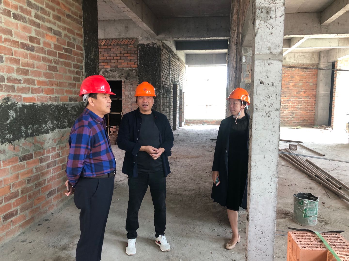 福建易順建筑工程有限公司董事長(zhǎng)李易順視察在建項(xiàng)目（一）